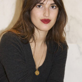 Jeanne Damas sexy