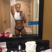 Jenna Fail sexy