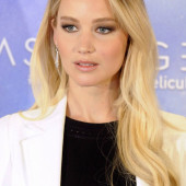 Jennifer Lawrence sexy