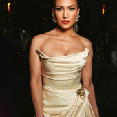 Jennifer Lopez