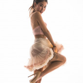 Jenny Pham sexy
