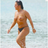 Jessie Wallace naked