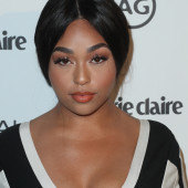 Jordyn Woods cleavage
