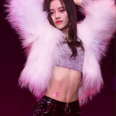 Ju Jingyi 