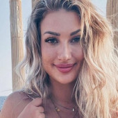 Julia Bottar