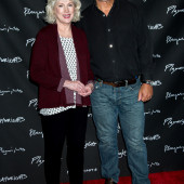 Julia Duffy 