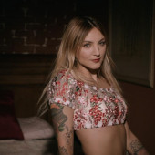 Julia Michaels video