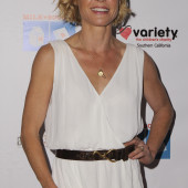 Julie Bowen