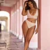 Kamie Crawford