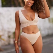 Kamie Crawford