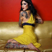 Kat Von D body