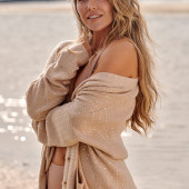 Katrina Scott 