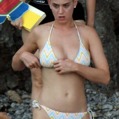 Katy Perry body