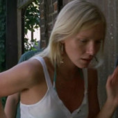 Kelli Giddish 