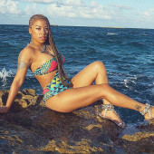 Keyshia Cole sexy