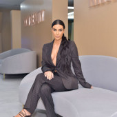Kim Kardashian feet