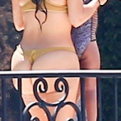 Kim Kardashian string tanga