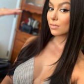 Kira Kosarin