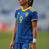 Kosovare Asllani soccer