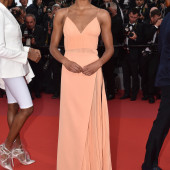Laura Harrier braless