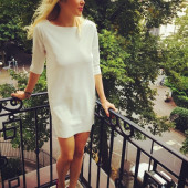 Laura Karasek sexy