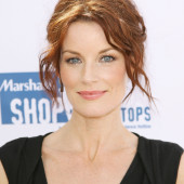 Laura Leighton naked