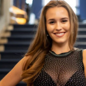 Laura Sophie Mueller koerper