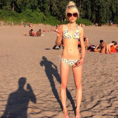 Lauren O’Neil bikini