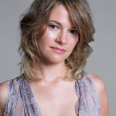 Leisha Hailey 