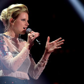 Levina sexy