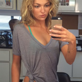 Lili Simmons sexy