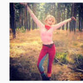 Lina Larissa Strahl body