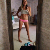 Lindsay Clubine hot