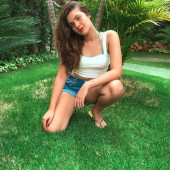 Livia Inhudes 