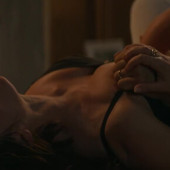 Lizzy Caplan