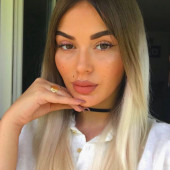 Loredana Zefi