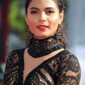 Lovi Poe 