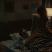 Maika Monroe 