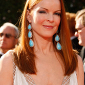 Marcia Cross cleavage