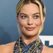 Margot Robbie