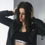 Melina Sophie koerper