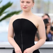 Mia Threapleton
