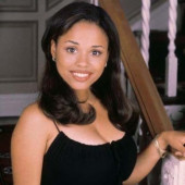 Michelle Thomas 