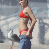 Miley Cyrus beach