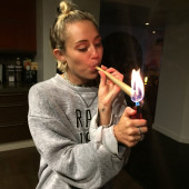 Miley Cyrus leaked