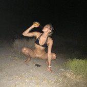 Miley Cyrus uncensored leaks