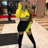 Miss Mulatto overknees