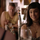 Molly Ephraim 