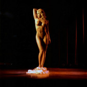 Monica Farro nude
