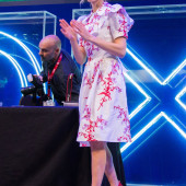 Natalia Dyer feet